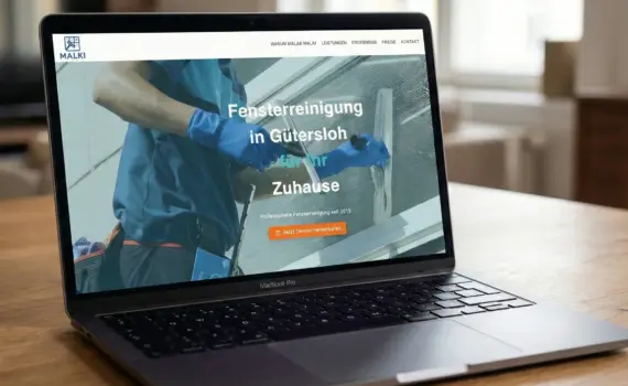 Malki Fensterreinigung auf einem Laptop
